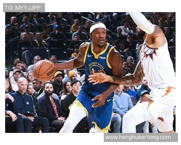 勇士与雷霆精彩对决回放分析赛场亮点与球员表现全景回顾 勇士与雷霆精彩对决回放分析赛场亮点与球员表现全景回顾