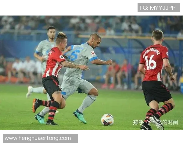 沙尔克与拜仁激战正酣精彩直播全程回顾与分析